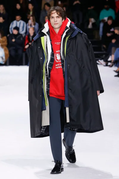 Look 73